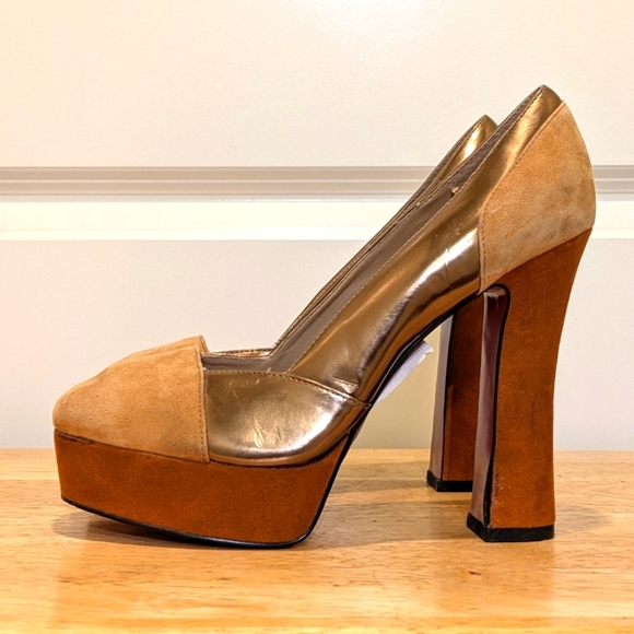 Paris Hilton 8 70s Inspired Suede Platform Pumps in Tan Gold Brown and Plum - Picture 4 of 12